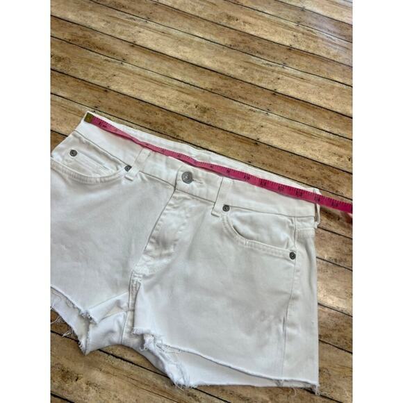 7 For All Mankind White Denim Cut Off Shorts Size 28 - Picture 6 of 10